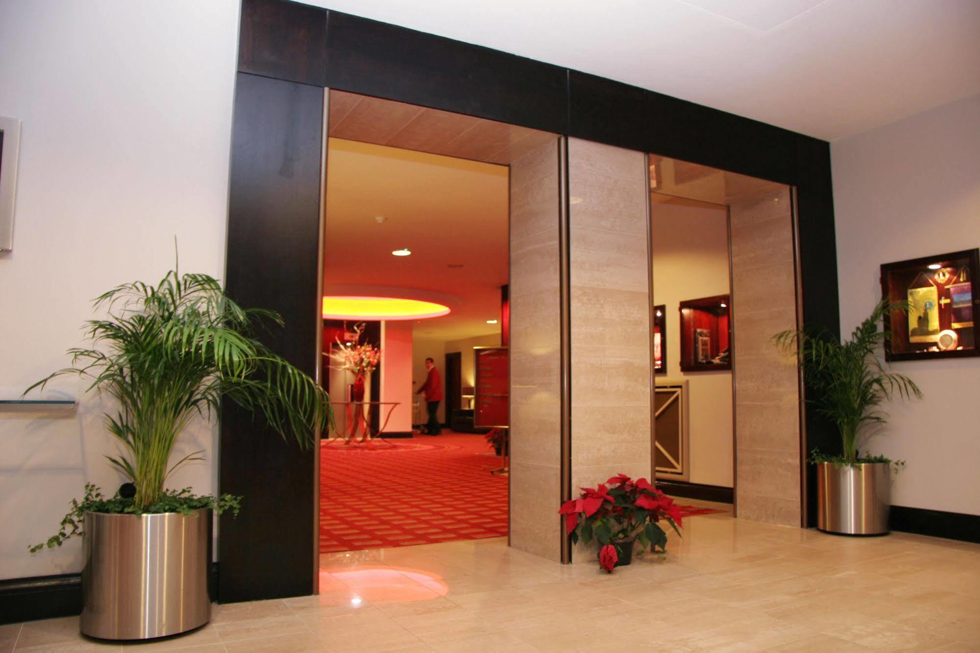 The Dragon Hotel Swansea Exterior photo
