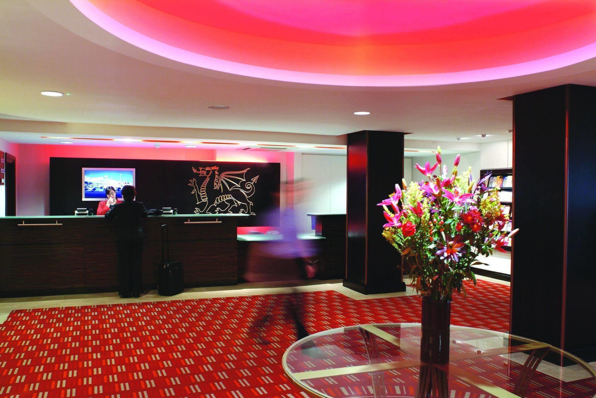 The Dragon Hotel Swansea Exterior photo