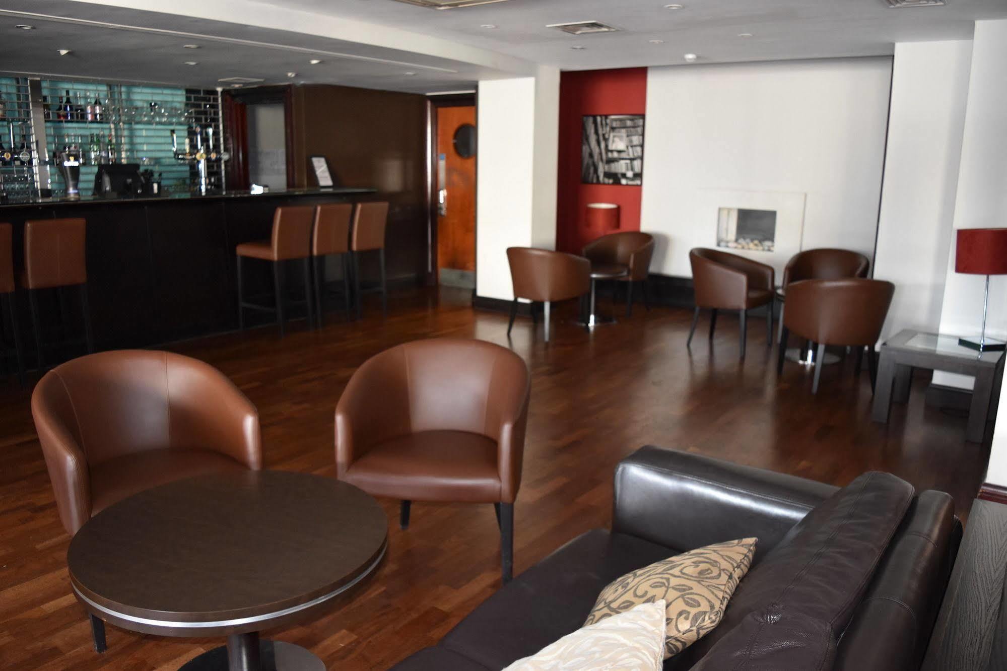 The Dragon Hotel Swansea Exterior photo